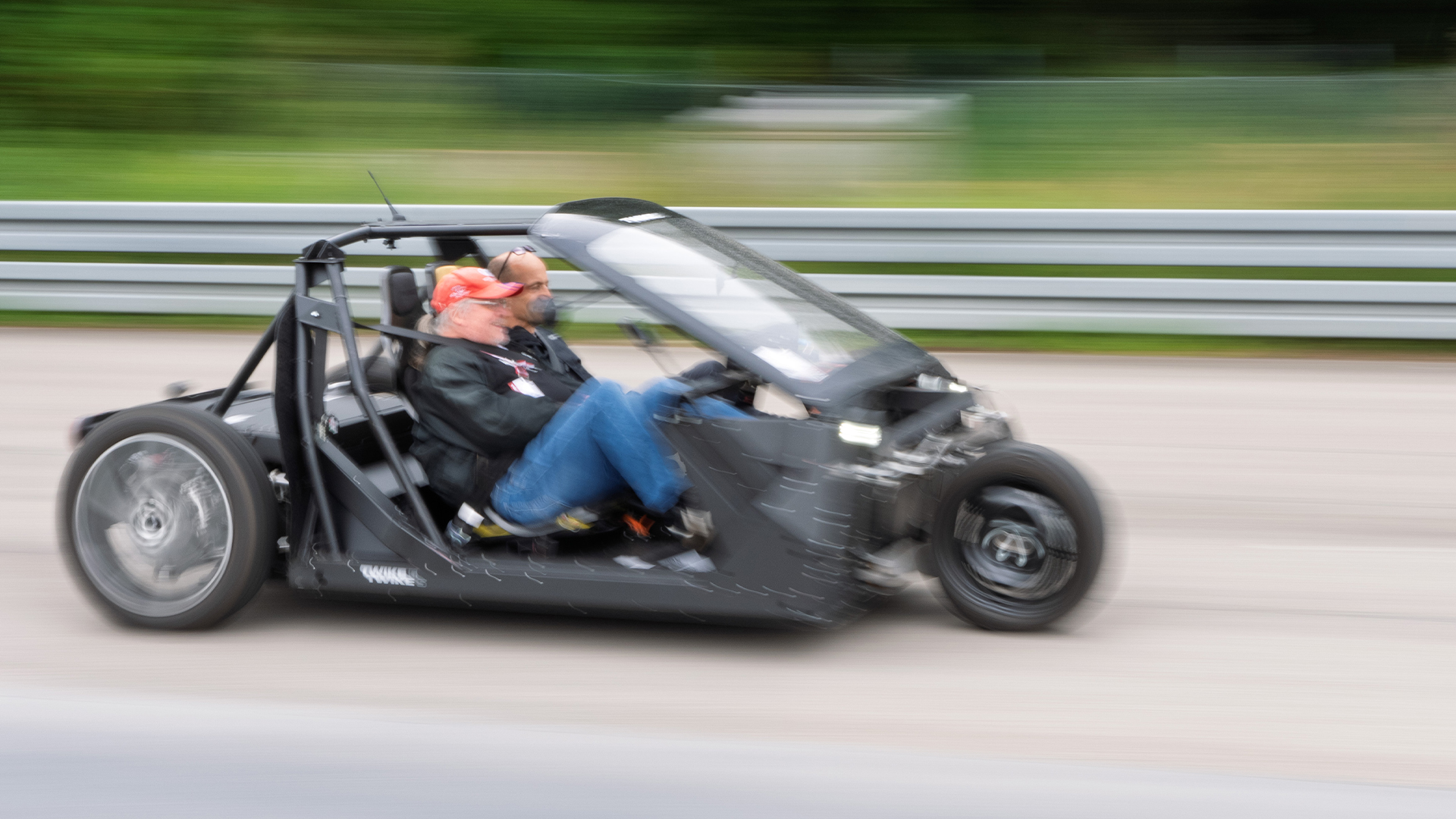 TWIKE on Tour: Zomerevenement op vliegveld Jesenwang